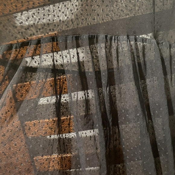 Kirra Medium Oversized babydoll sheer top - Picture 3 of 4